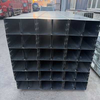 镀锌（隔板）桥架